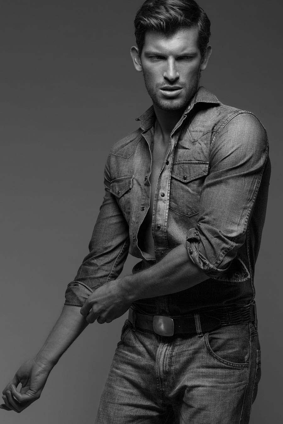 Davide — Model & Host in Milano photo 6