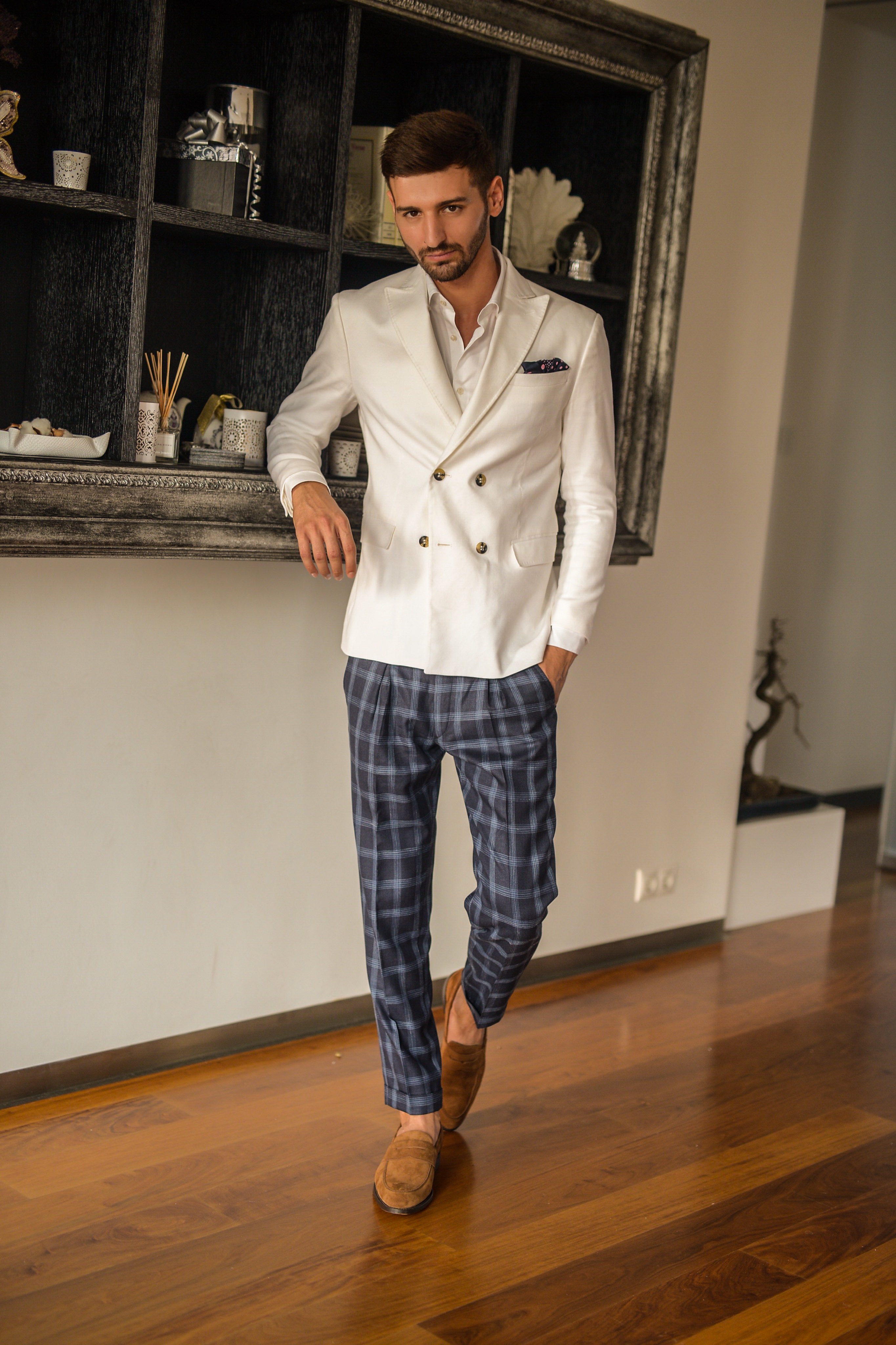 Alexandru — Model & Host in Bucuresti photo 8