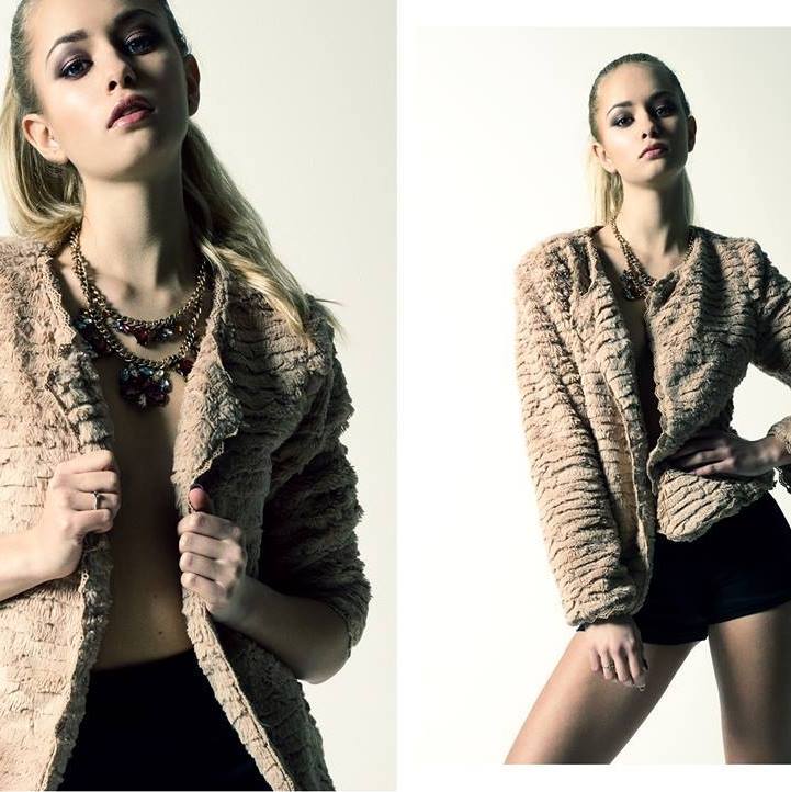 Eva — Model & Hostess in Annecy photo 7