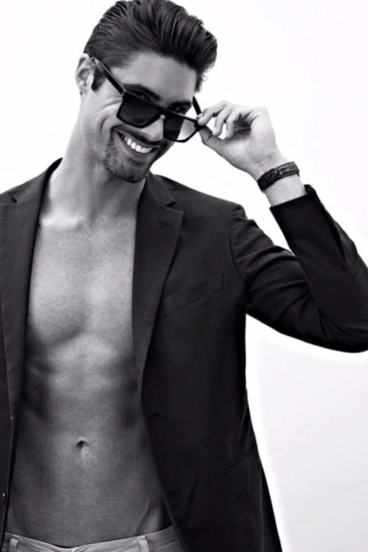 Vittorio — Model & Host in Brescia photo 10