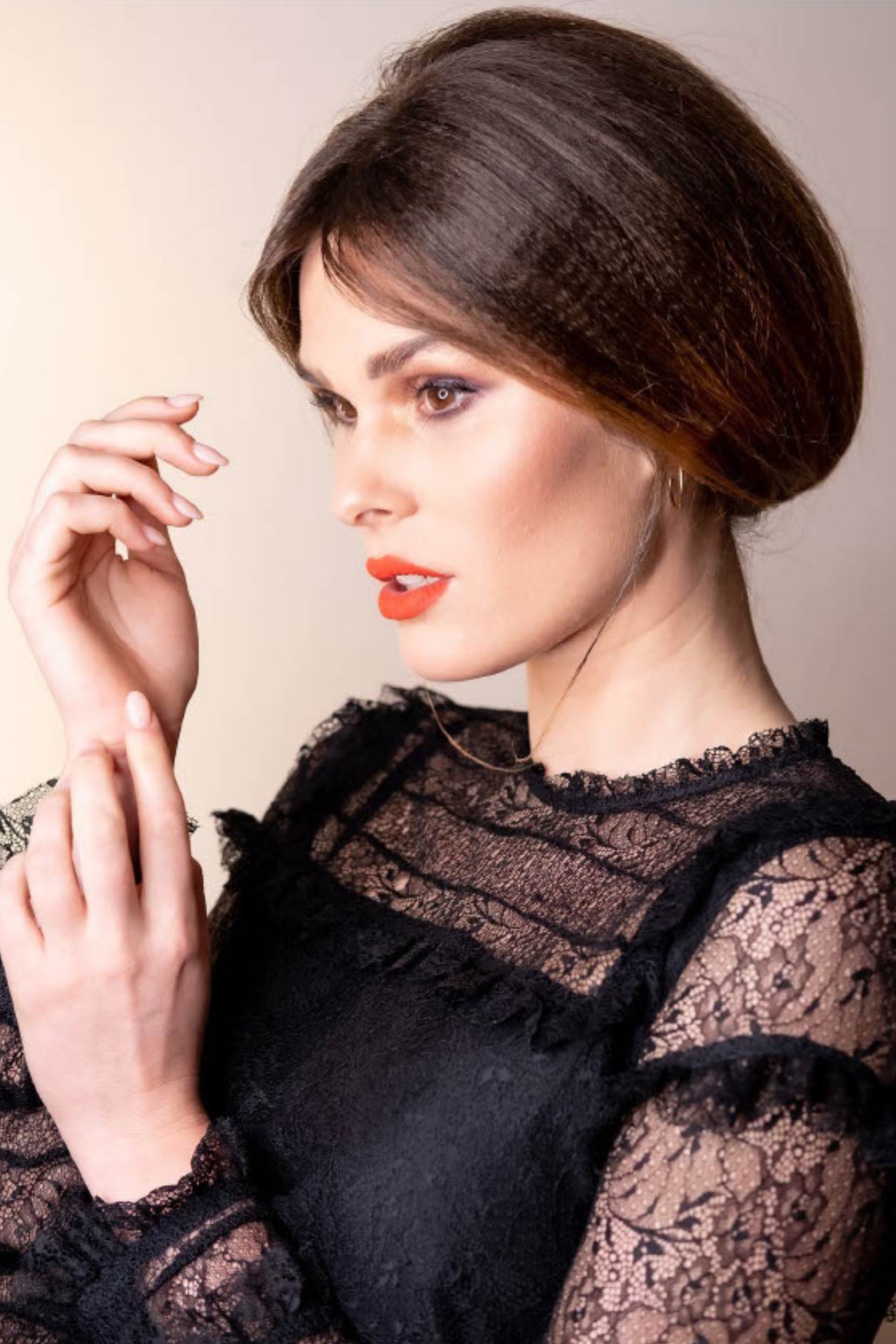 Arianna — Model & Hostess in Vicenza photo 35