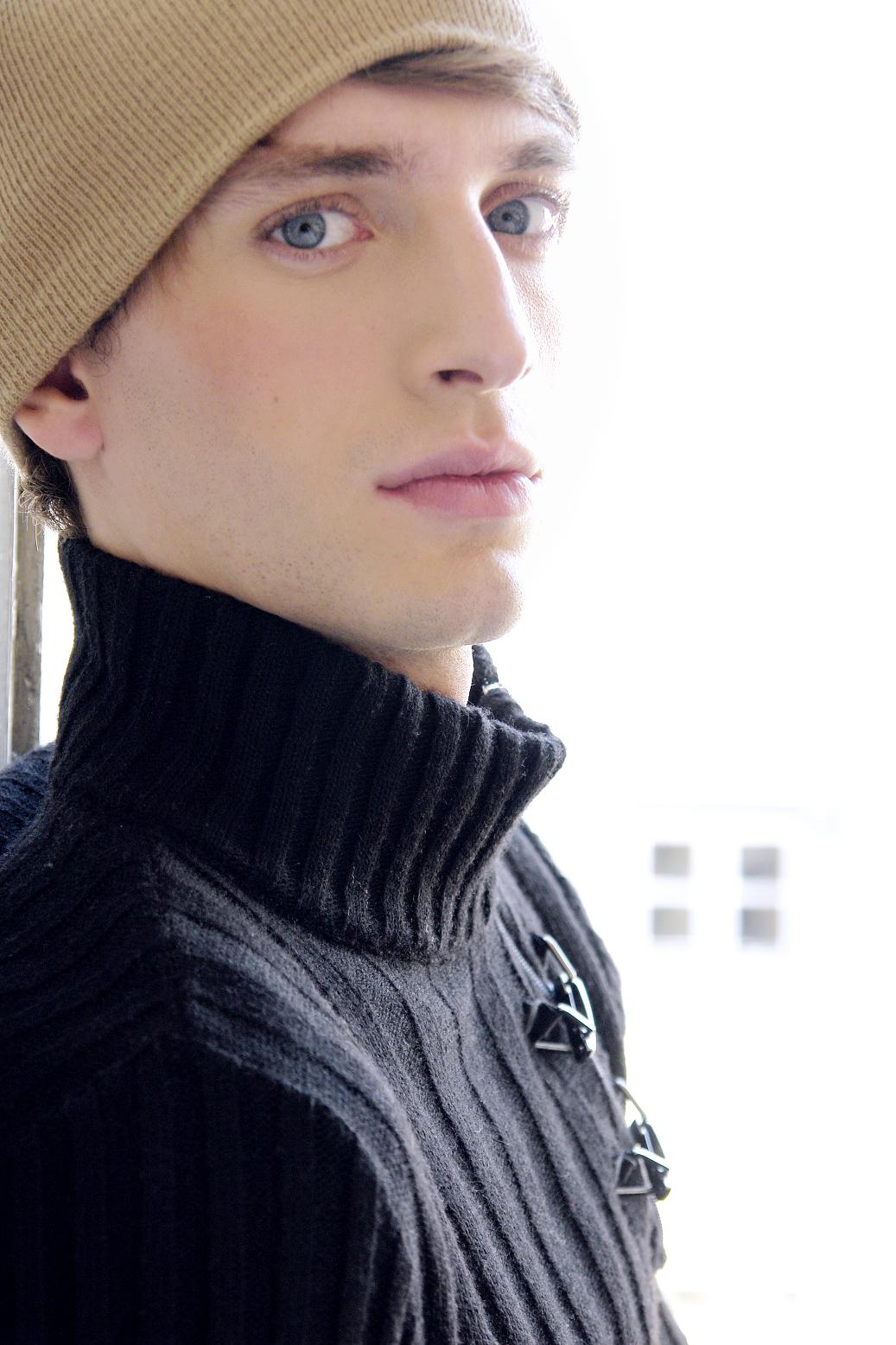 Benjamin — Model & Host in Paris photo 9