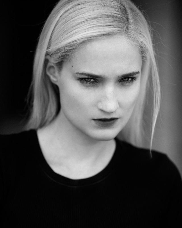 Pavlina — Model & Hostess in Roma photo 7