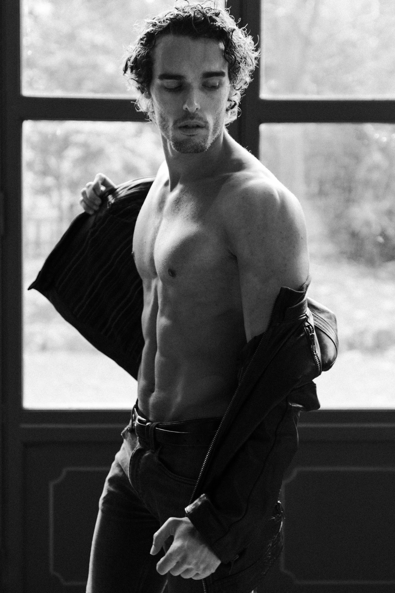 Antoine — Model & Host in Milano photo 8