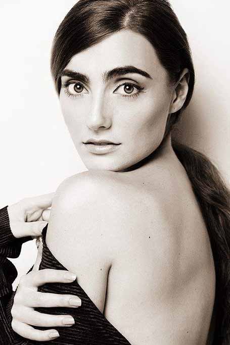 Cristina Mihaela — Model & Hostess in Roma photo 4