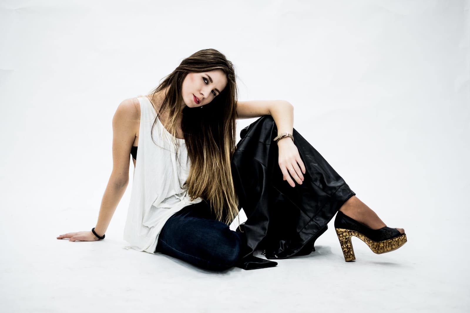 Julia — Model & Hostess in Chișinău photo 13