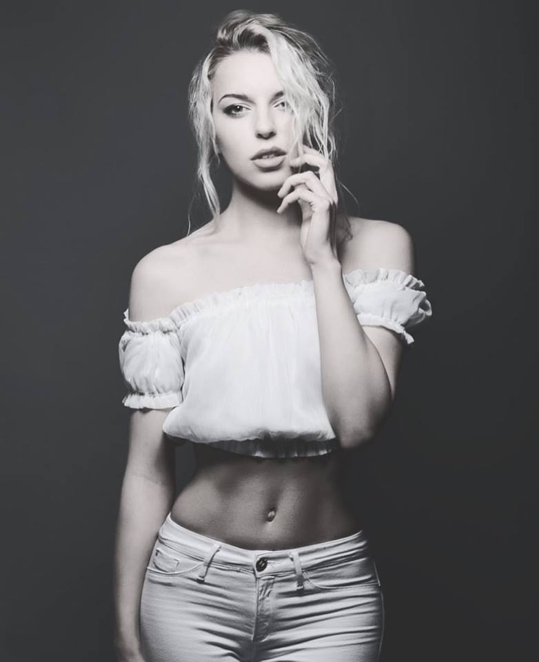 Oliwia — Model & Hostess in Bali photo 6