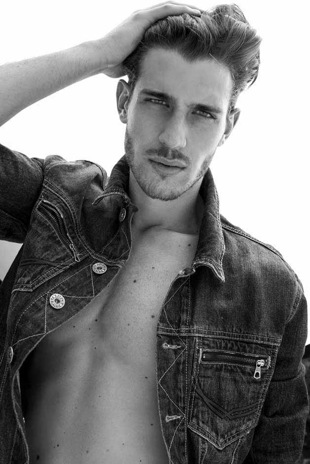 Nicola — Model & Host in Milano photo 2