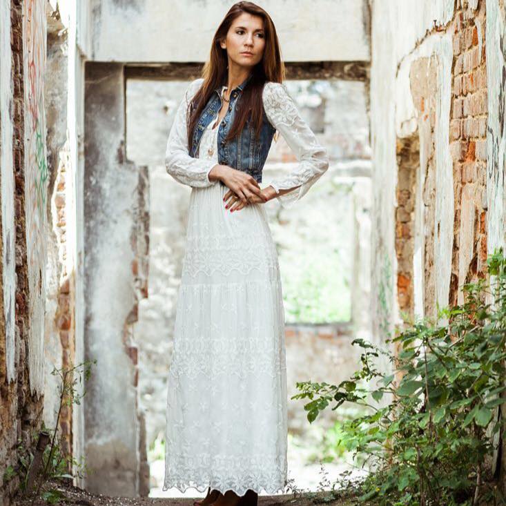 Denisa — Model & Hostess in Praha photo 2