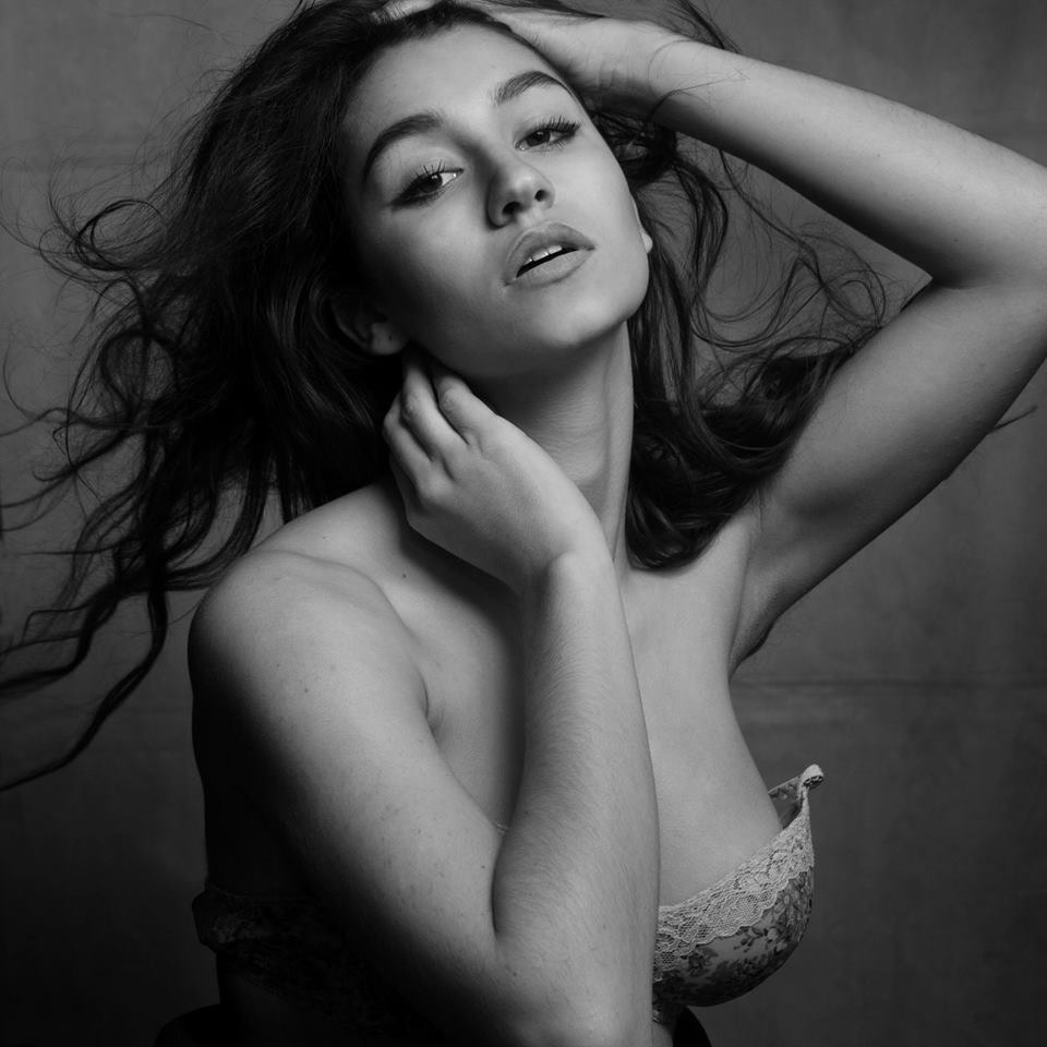 Valentina — Model & Hostess in Paris photo 14
