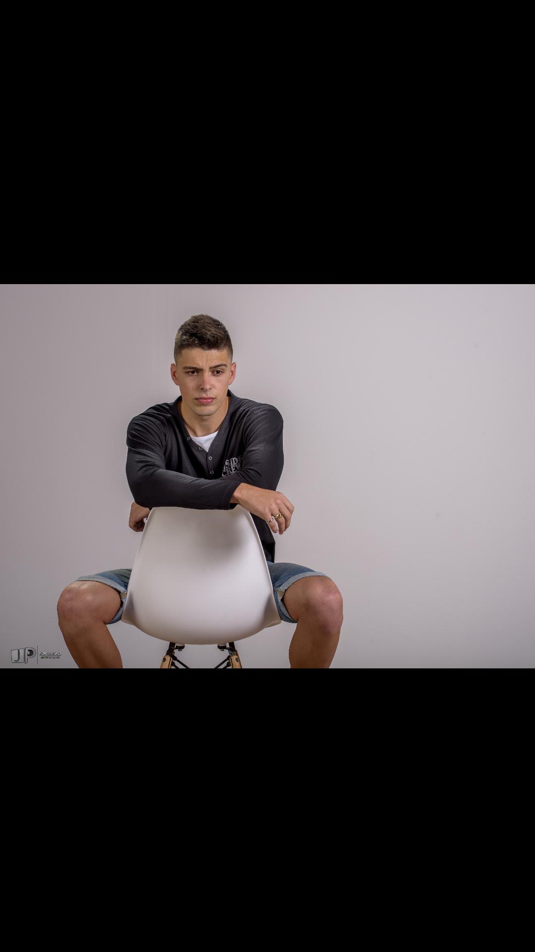 Emilio — Model & Host in Valencia photo 5