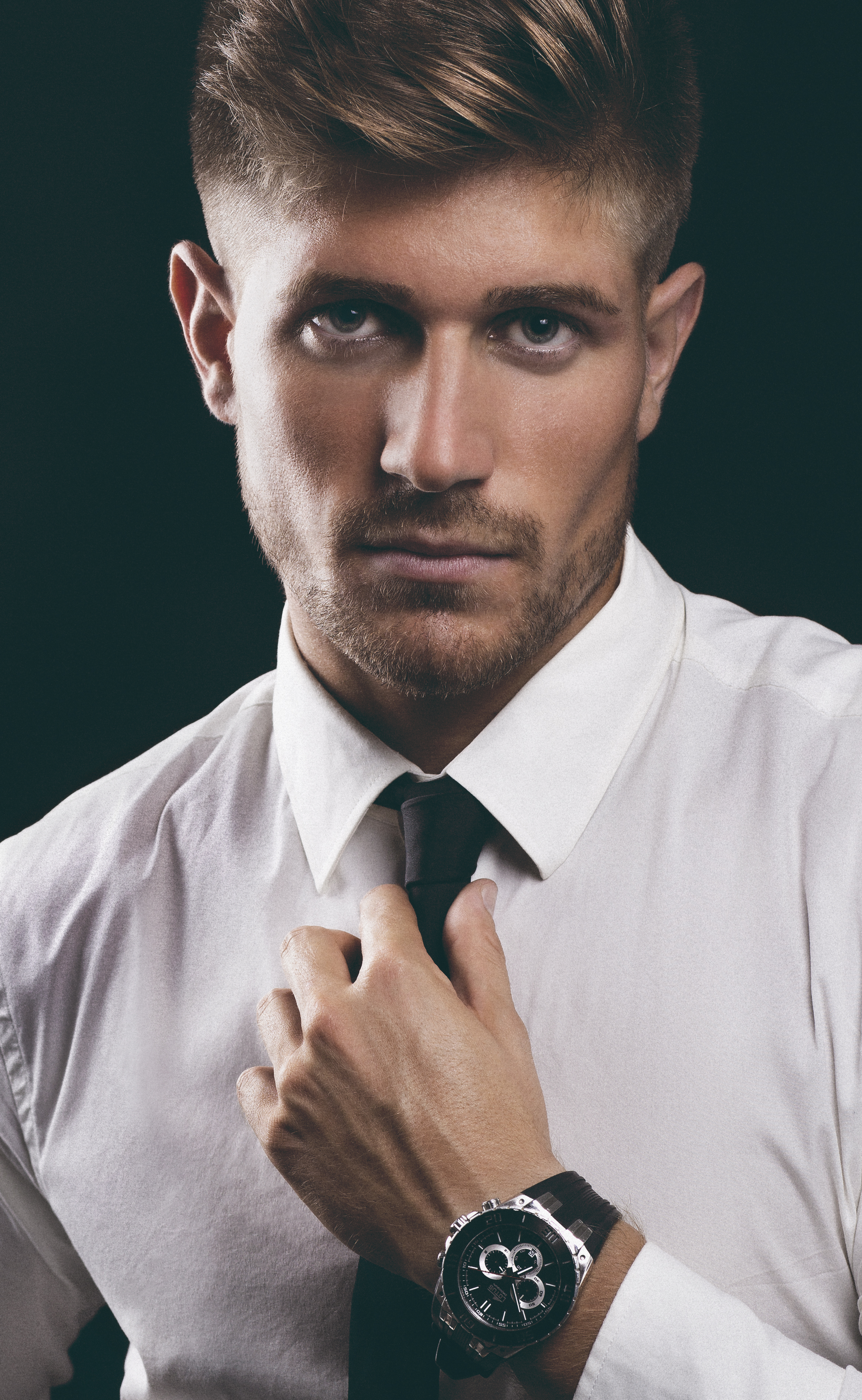 Hugo — Model & Host in Valencia photo 8