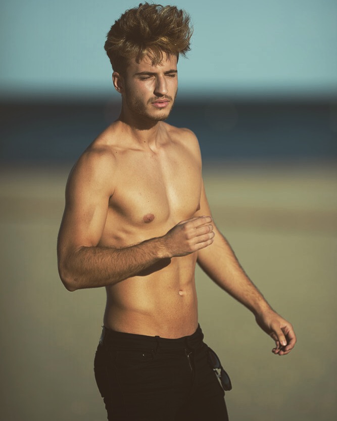 Guillermo — Model & Host in Val&egrave;ncia photo 18