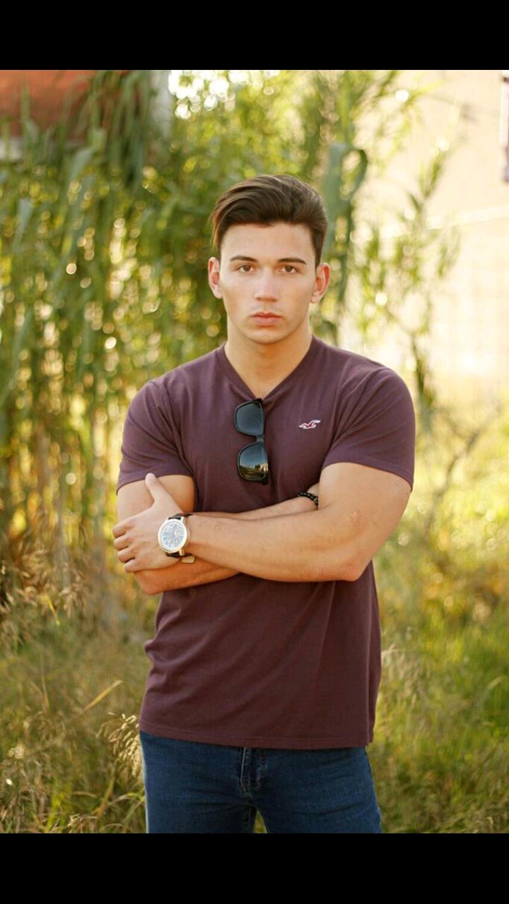 Marcos — Model & Host in Valencia photo 4