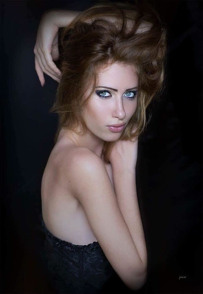 Laurene — Model & Hostess in Nice photo 4