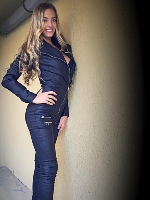 Veronica — Model & Hostess in Bologna photo 4