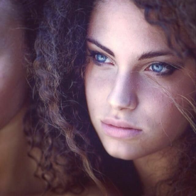 Giada — Model & Hostess in Genova photo 3