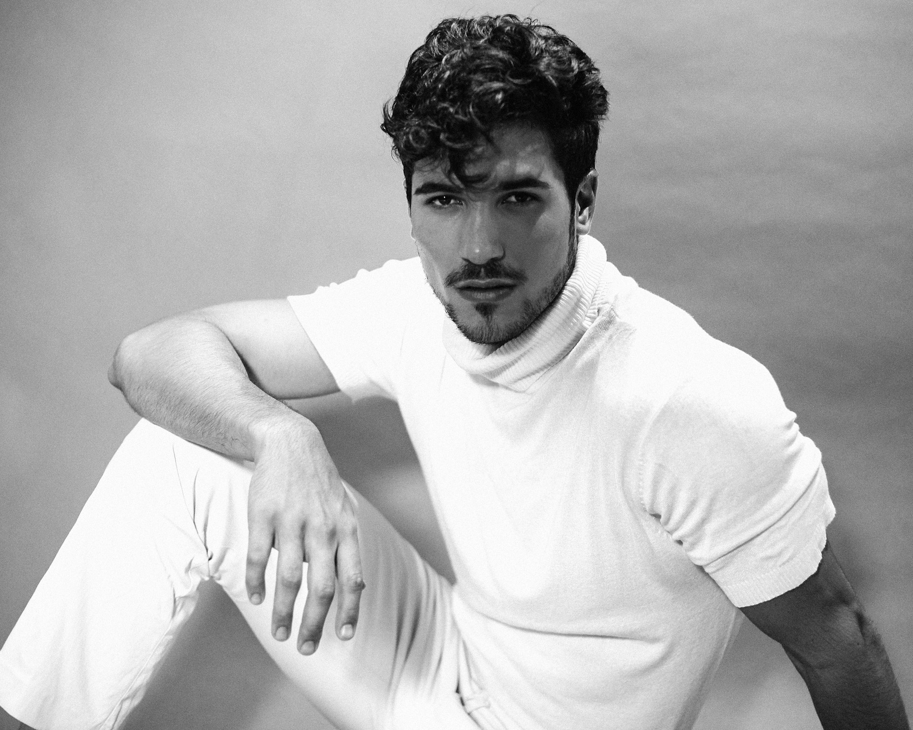Daniel  — Model & Host in Valencia photo 4