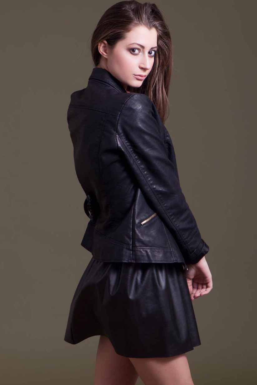 Giulia — Model & Hostess in Milano photo 7