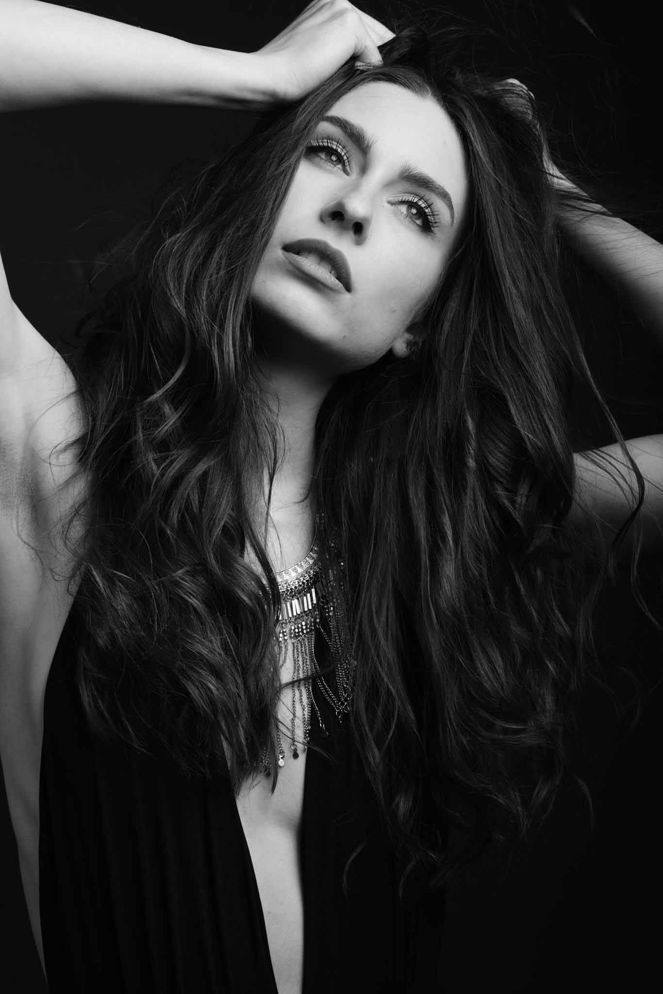 Elisa — Model & Hostess in Milano photo 1