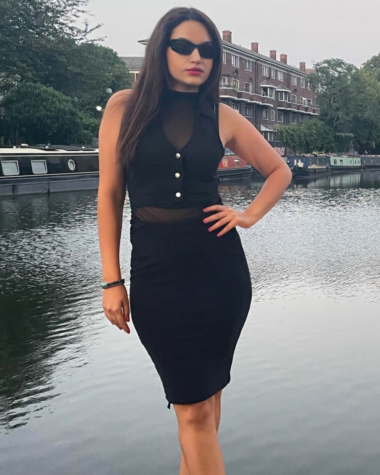 Zsanett — Model & Hostess in London photo 2