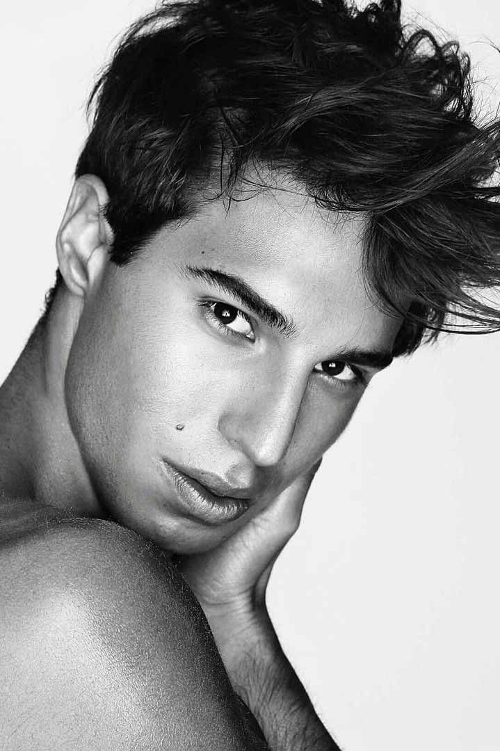 Gregorio — Model & Host in Bologna photo 8