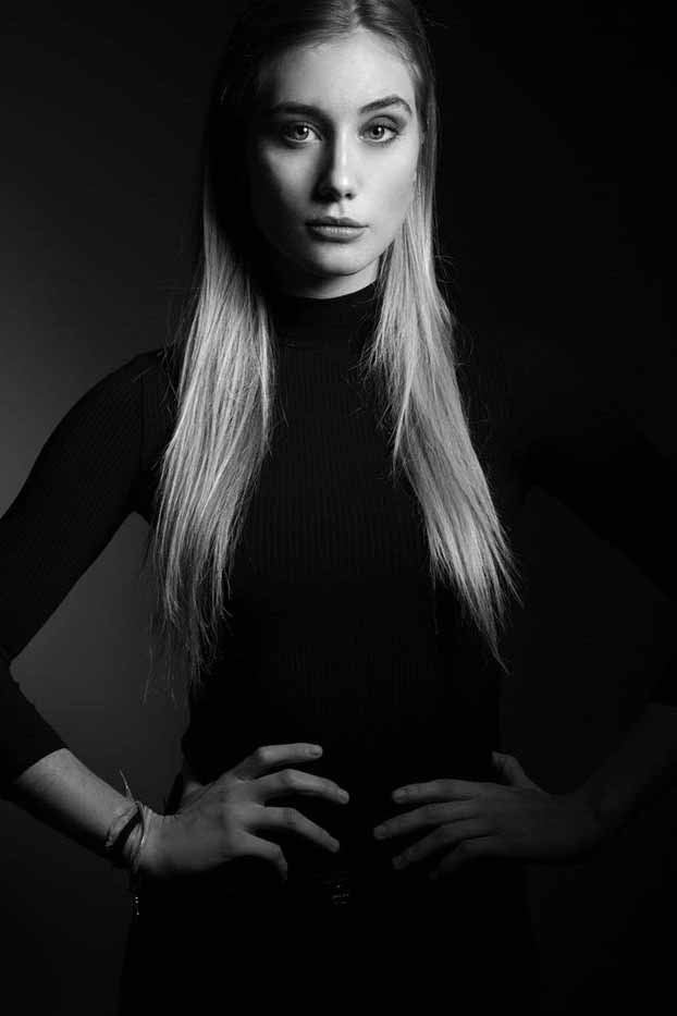 Alessia — Model & Hostess in Roma photo 12