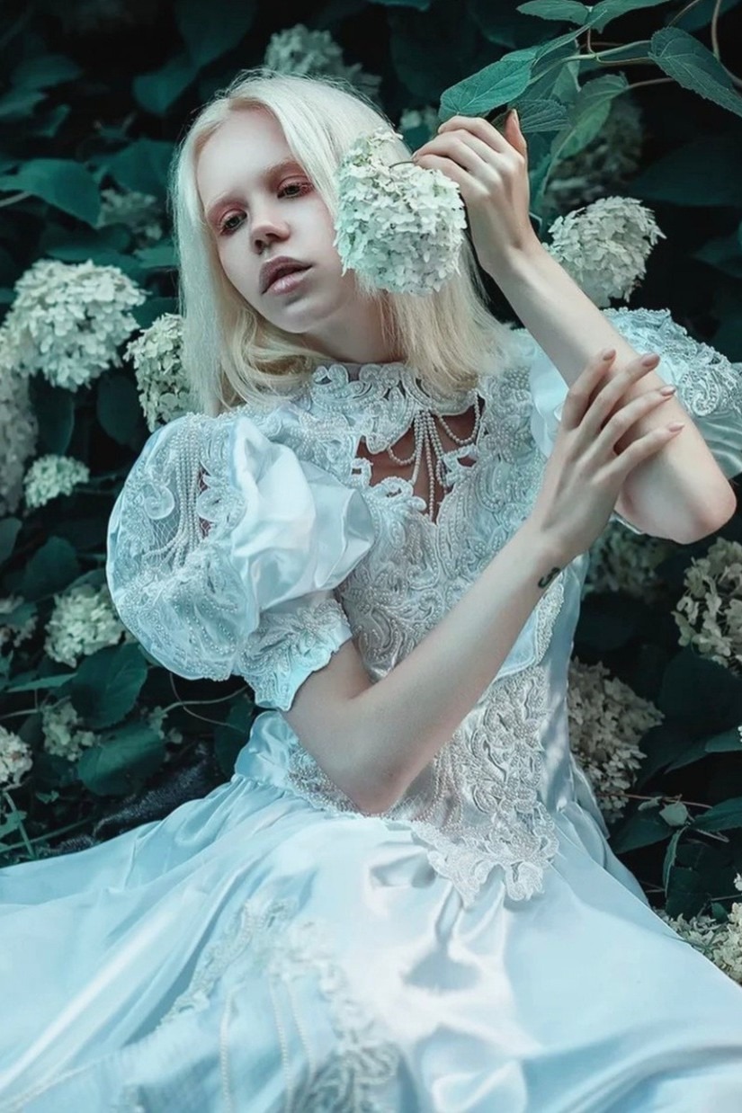 Eva — Model & Hostess in Paris photo 5