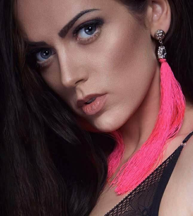 Eva — Model & Hostess in Appleby-in-westmorland photo 2