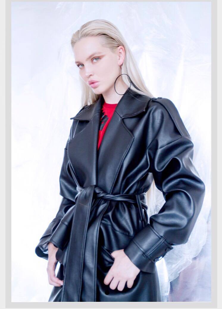 Kristina — Model & Hostess in Paris photo 9