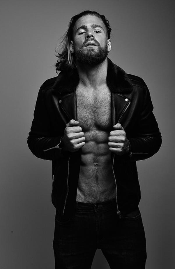 Fabien — Model & Host in Paris photo 4