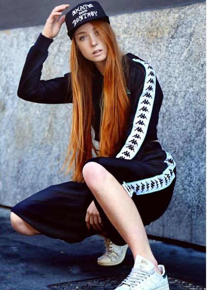 Isabella — Model & Hostess in Milano photo 2