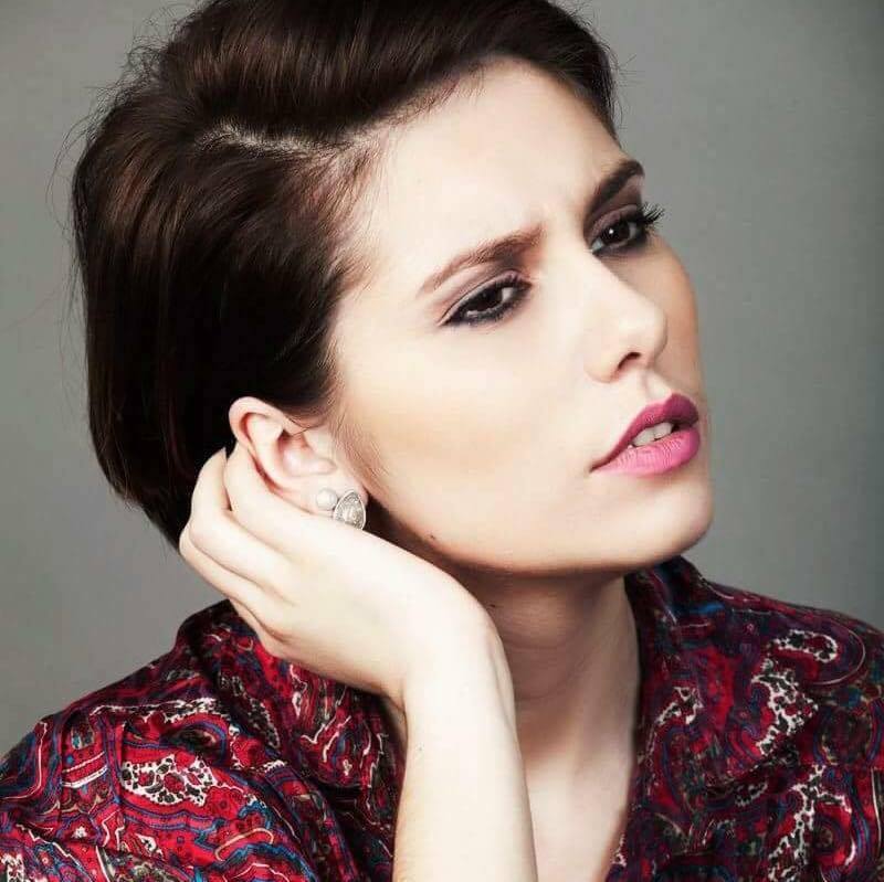 Emilie — Model & Hostess in Bordeaux photo 1