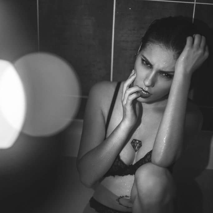 Emilie — Model & Hostess in Bordeaux photo 4