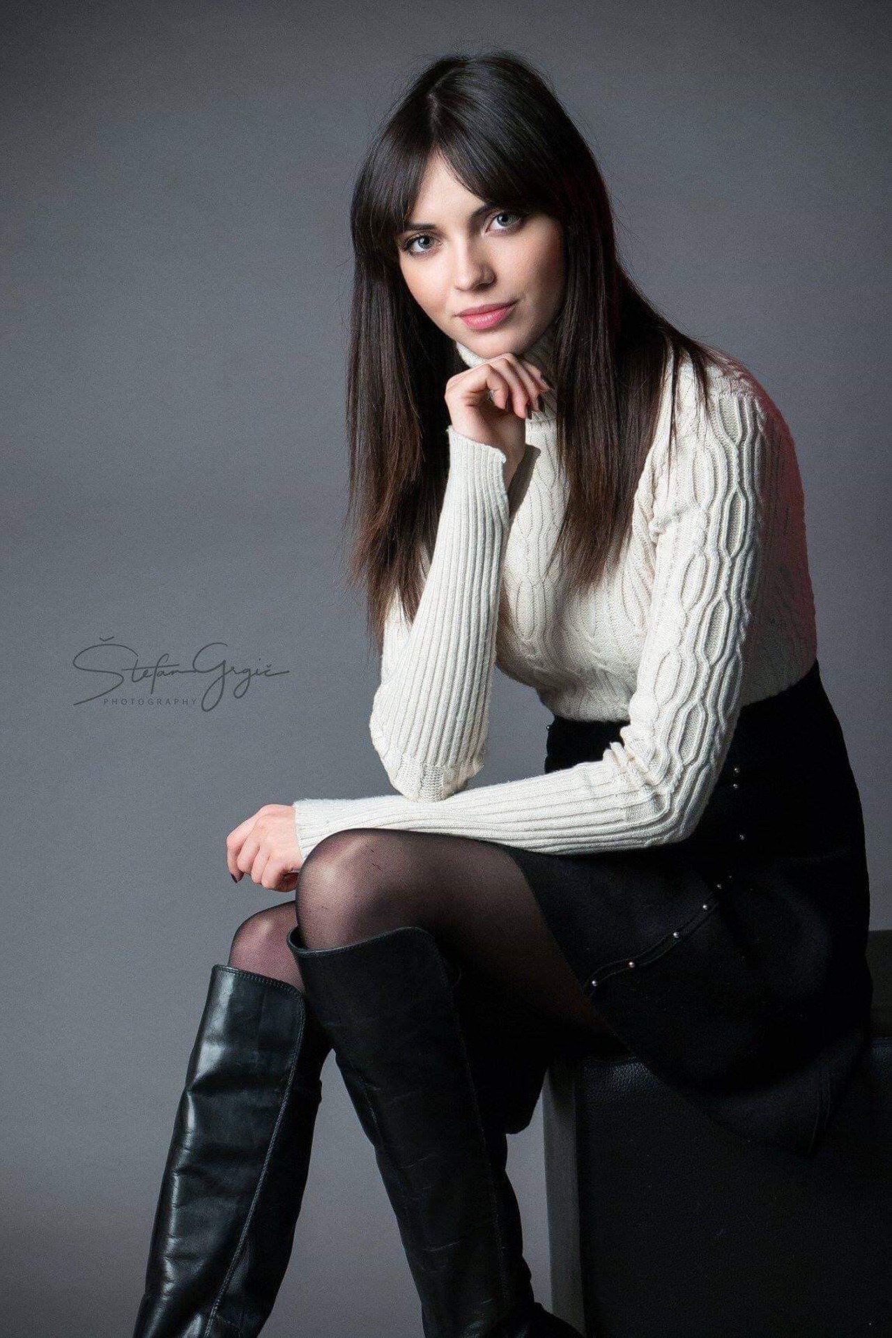 Eleonora — Model & Hostess in Trieste photo 6