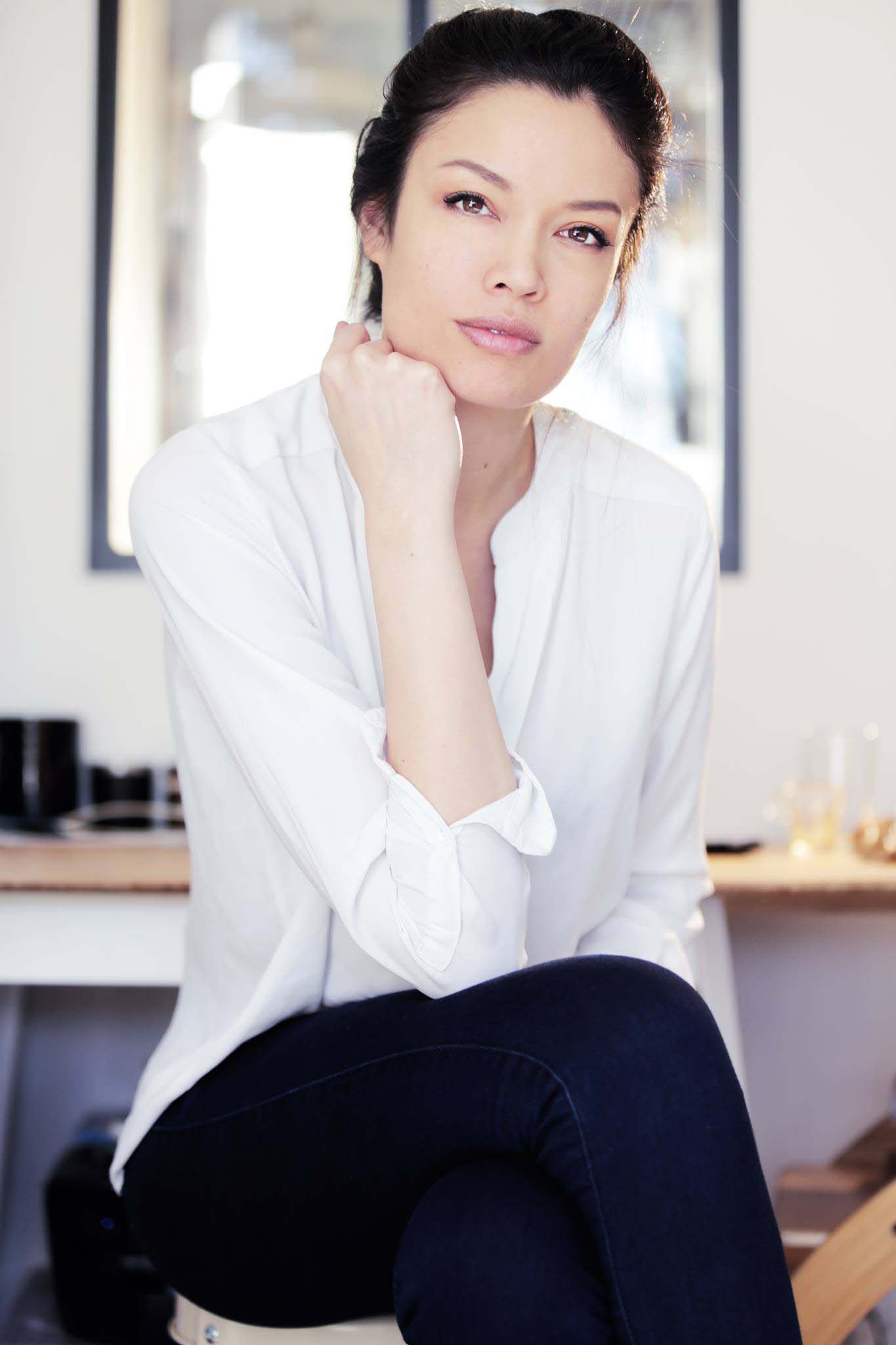 Caroline — Model & Hostess in Paris photo 3