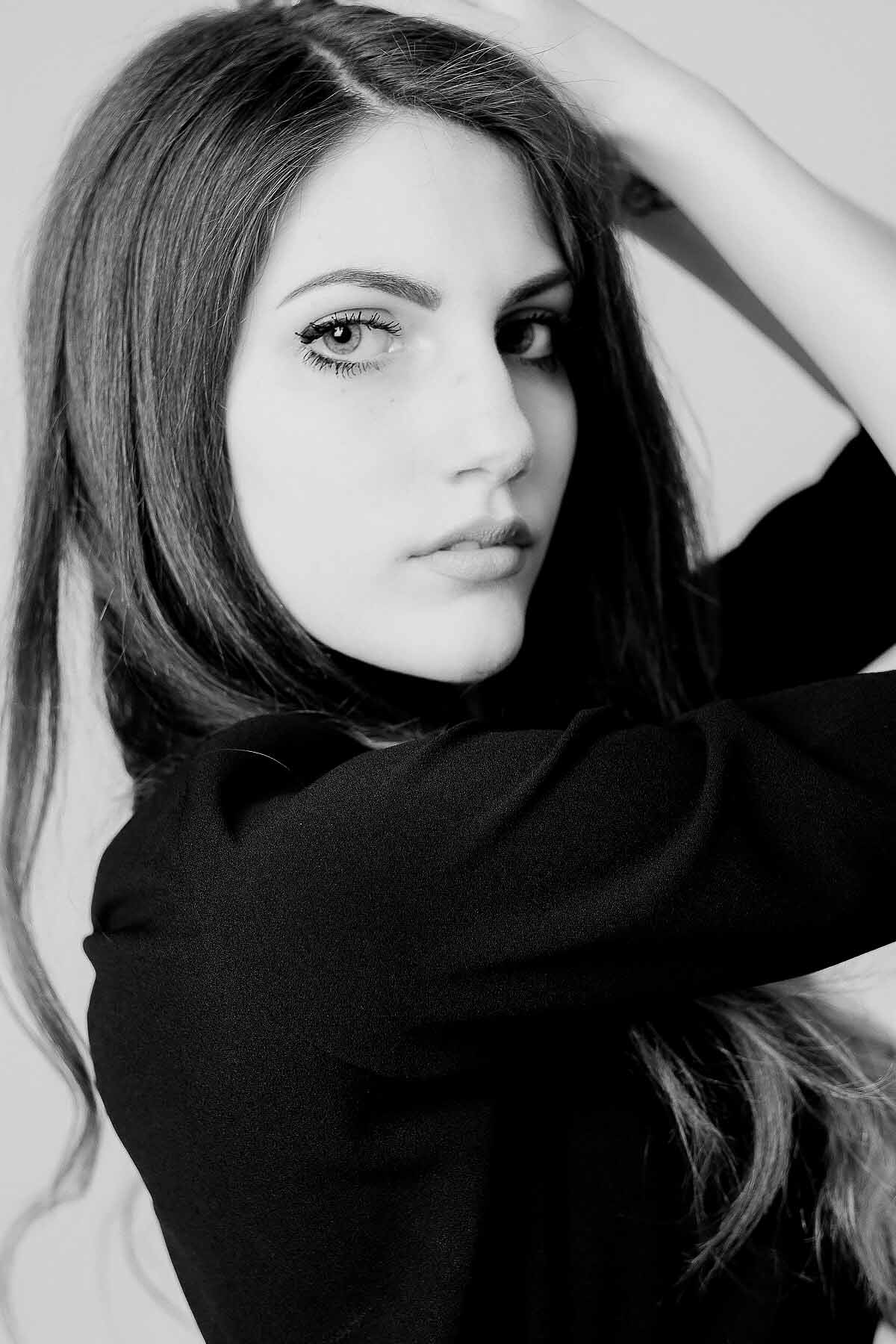 Giada — Model & Hostess in Padova photo 1