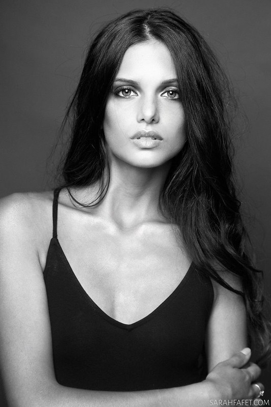 LOANE — Model in Marseille | Eye On Model