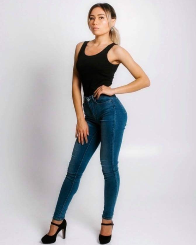 Madina — Model & Hostess in Wien photo 6