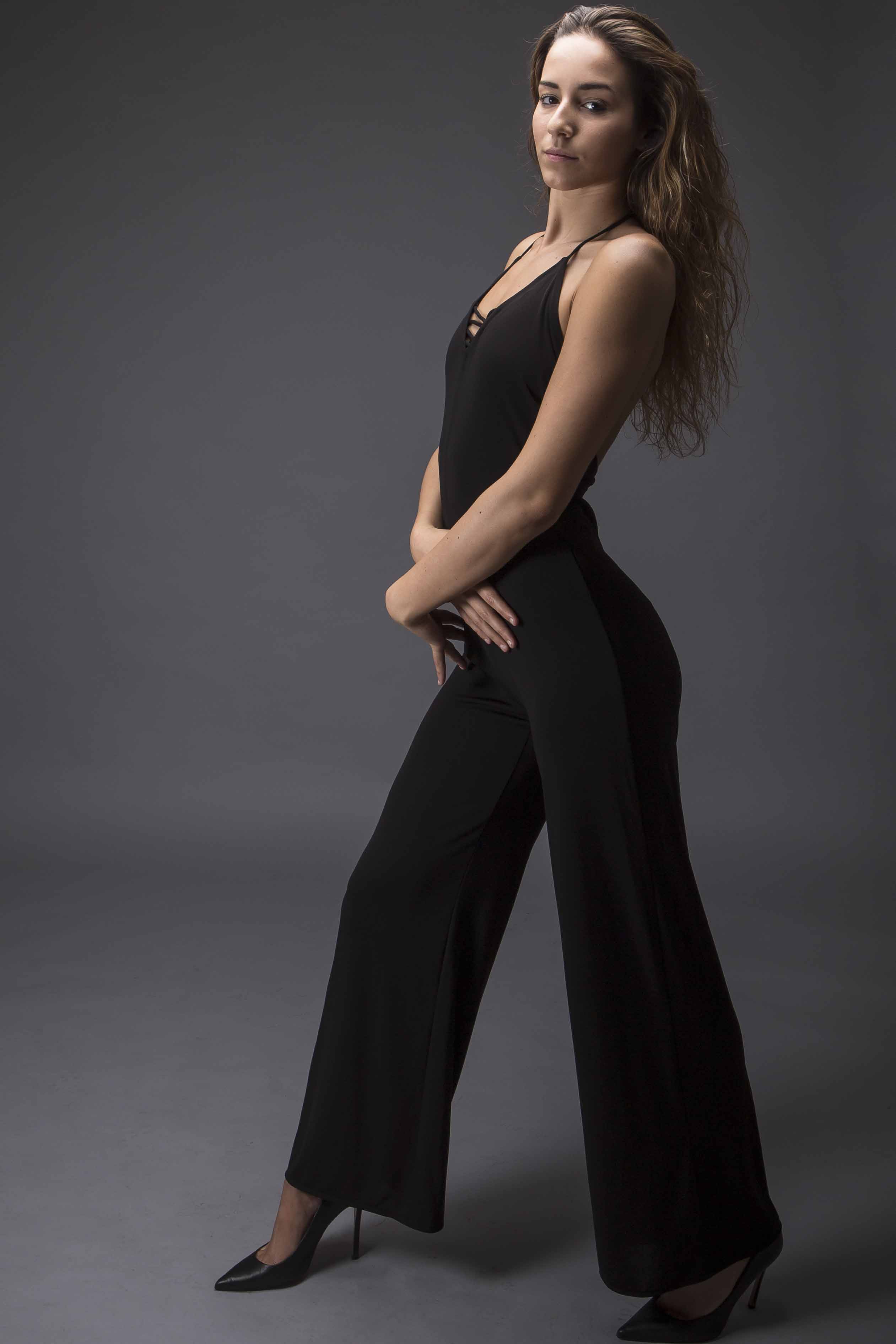 Sara — Model & Hostess in Bologna photo 5