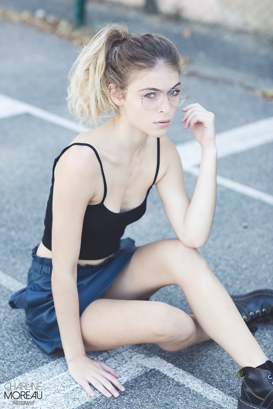 Sarah — Model & Hostess in Paris photo 8