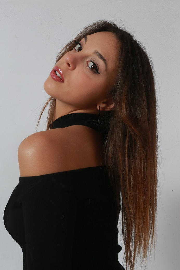 Maria — Model & Hostess in Bergamo photo 15