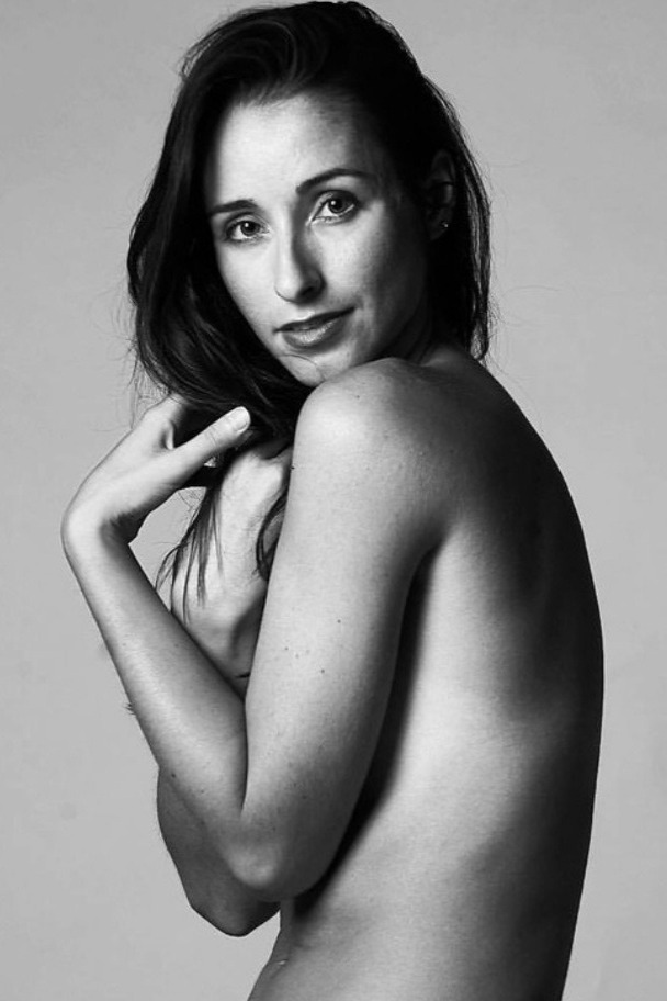 Anne-sophie — Model & Hostess in Paris photo 4