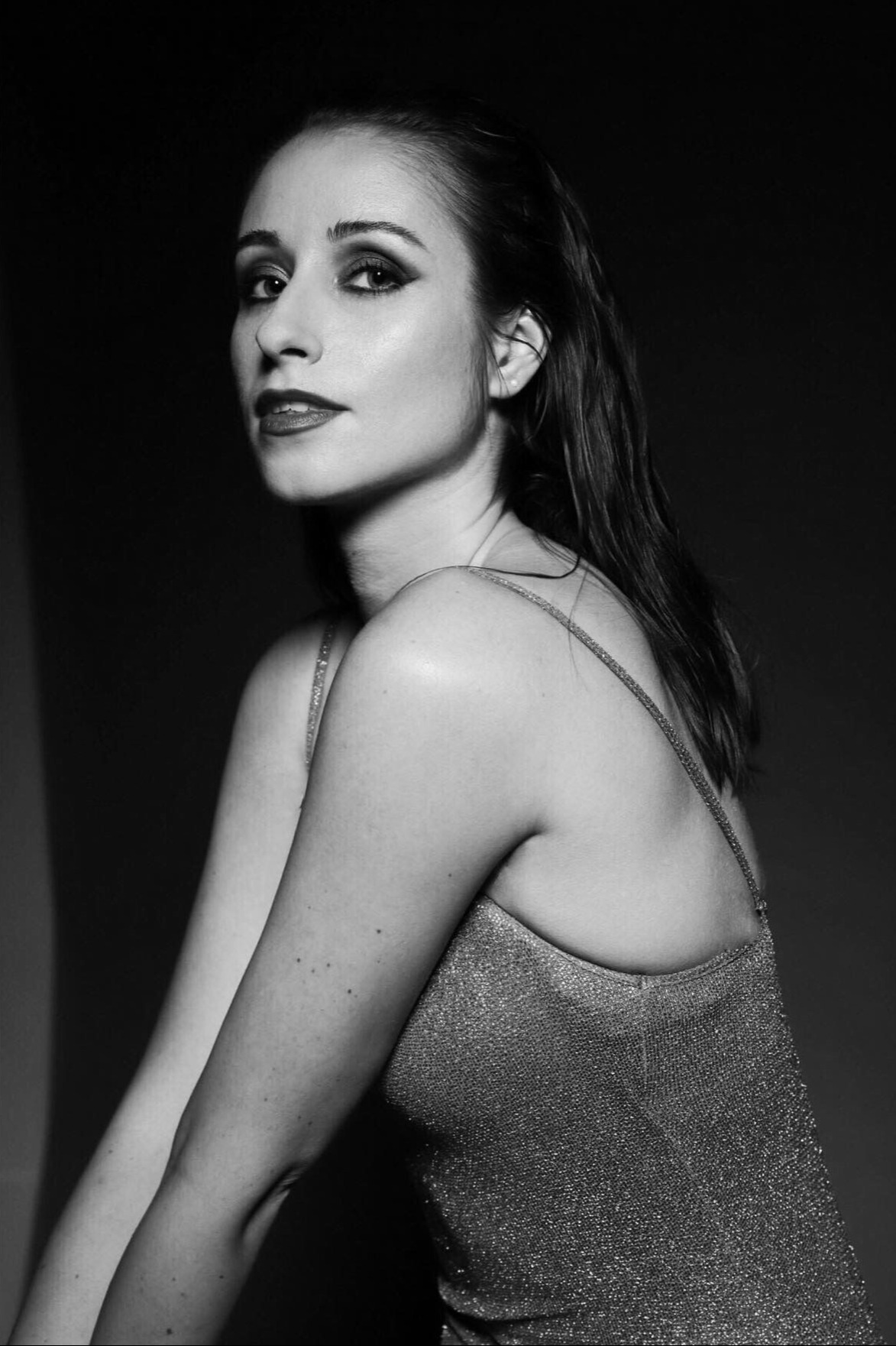 Anne-sophie — Model & Hostess in Paris photo 9
