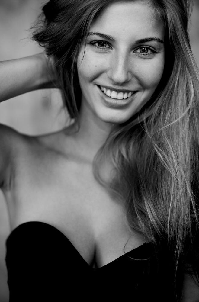 Ariella — Model & Hostess in Mettmann photo 9