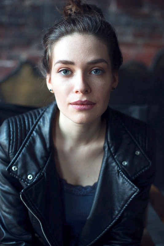 Valerie — Model & Hostess in Paris photo 3