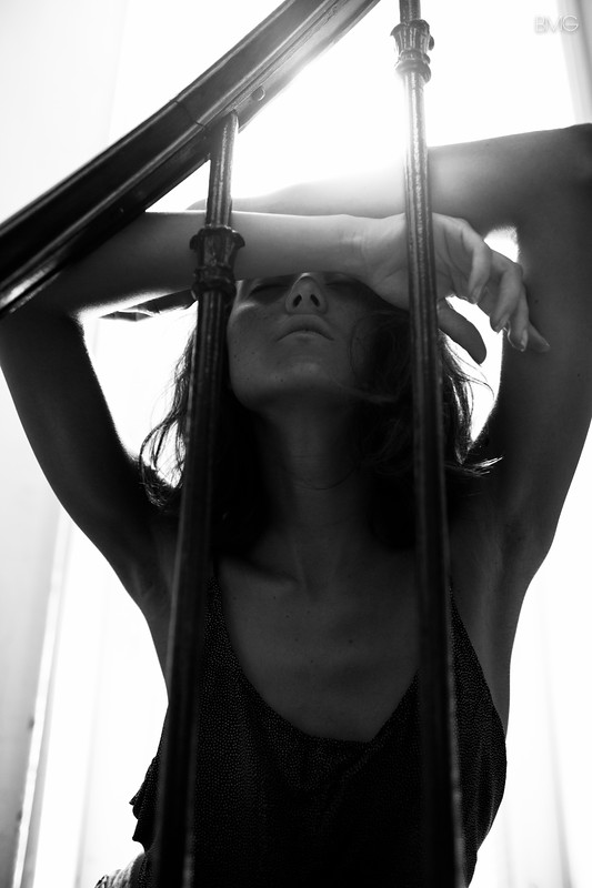 Joelle — Model & Hostess in Paris photo 4
