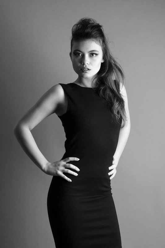 Mai — Model & Hostess in Paris photo 6