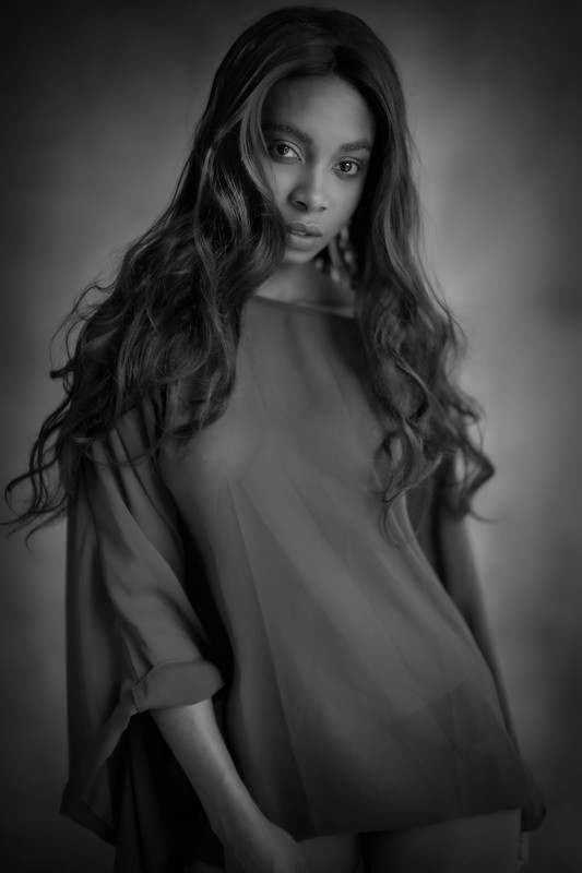 Faith — Model & Hostess in Paris photo 5