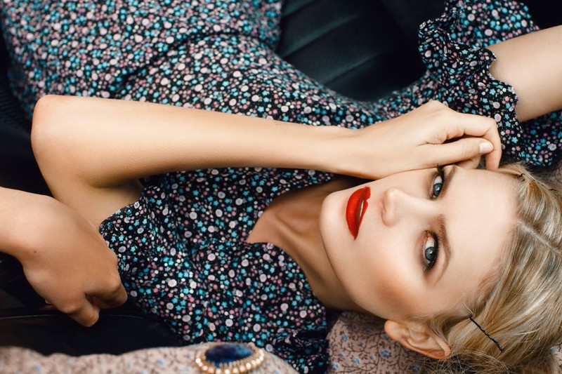 Clemence — Model & Hostess in Paris photo 11